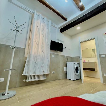 Apartamento 50 Tourist House Bologna - Pratello - Self Check-In Exterior foto