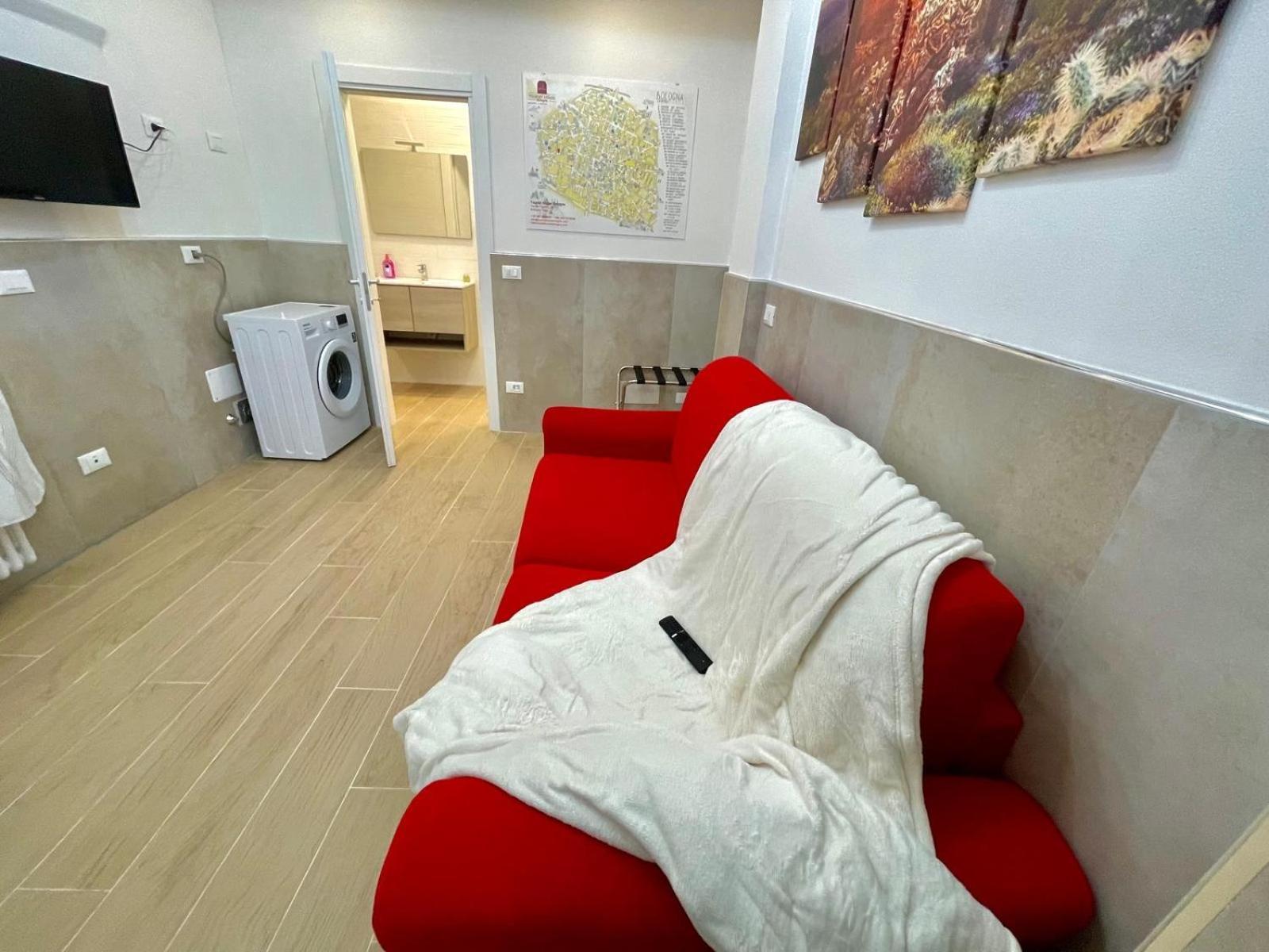 Apartamento 50 Tourist House Bologna - Pratello - Self Check-In Exterior foto