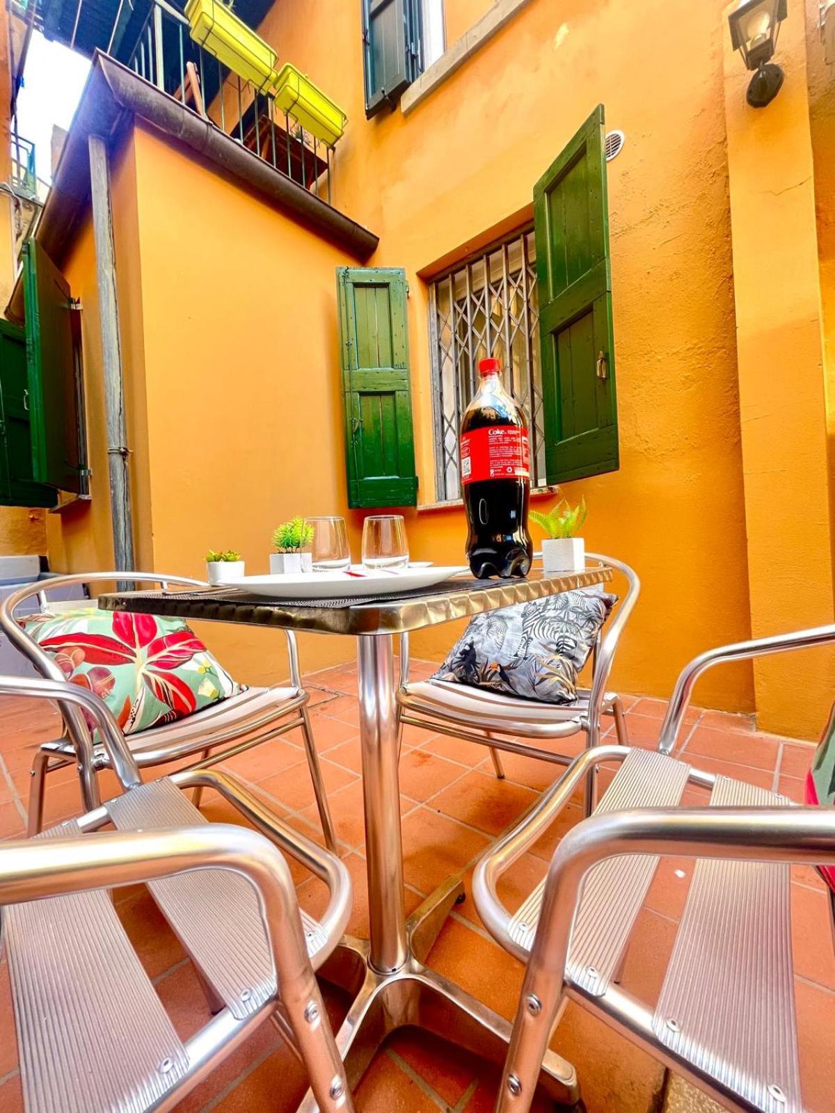 Apartamento 50 Tourist House Bologna - Pratello - Self Check-In Exterior foto