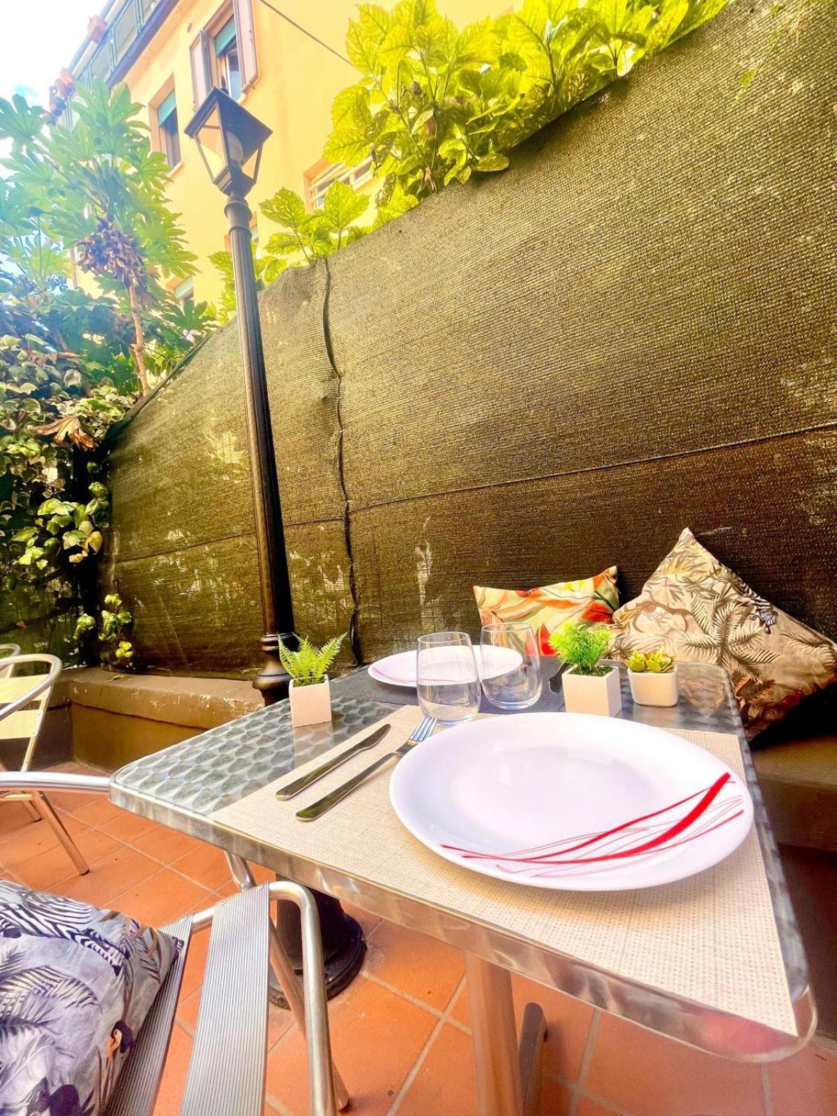 Apartamento 50 Tourist House Bologna - Pratello - Self Check-In Exterior foto